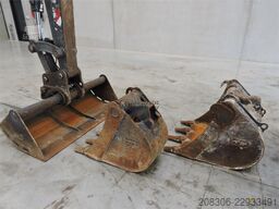 VOLVO ECR88D