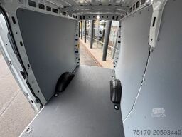 IVECO Daily 35S16 A8 *R3.520mm*Automatik*AHK*ACC*