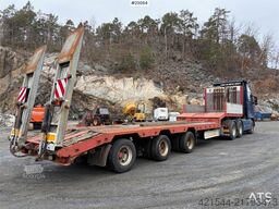 Volvo FH16 540 truck m/ 2006 Damm machine trailer