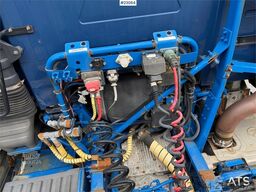 Volvo FH16 540 truck m/ 2006 Damm machine trailer