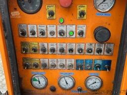 MAN 35.402 8x4 (ORIGINAL LOW KM )