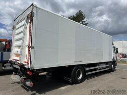 Scania P320 RETARDER - CLOSED BOX 8m25 x 2m47 x 2m30 -...