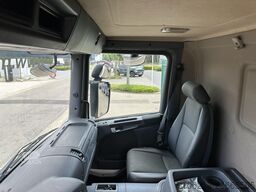 Scania P320 RETARDER - CLOSED BOX 8m25 x 2m47 x 2m30 -...