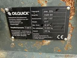 LIEBHERR A914 Compact / 2017 BJ / 9.979 H / OilQuick