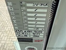 LIEBHERR A914 Compact / 2017 BJ / 9.979 H / OilQuick