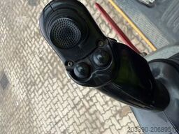 LIEBHERR A914 Compact / 2017 BJ / 9.979 H / OilQuick