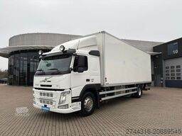 VOLVO FM330