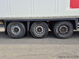 Schmitz Cargobull FOURGON