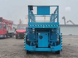 Genie GS4390 - 15,11m, diesel, 4x4