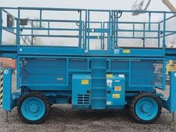 Genie GS4390 - 15,11m, diesel, 4x4