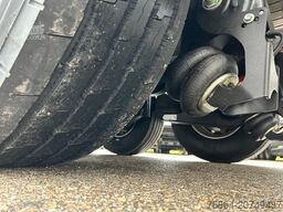 KNAPEN K200/KT01, 10 MM BODEN, ALU-CHASSI, ALU-FELGEN, 1-A LIFTACHSEN, ROLLPLANE, BODENSCHUTZPLANE