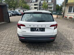 SKODA Karoq 85kW DSG STYLE * Klimaaut. * Navi *