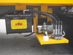 Mercedes-Benz Actros 2542 / NEW tow truck / steered 3r