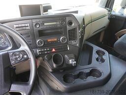 Mercedes-Benz Actros 1840 / New 3-side tipper 10 EPAL