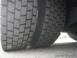 Mercedes-Benz Actros 3563 8x4 / Tipper for grain 20 t