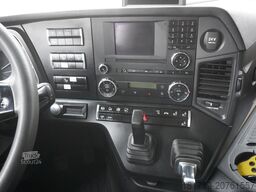 Mercedes-Benz Actros 3563 8x4 / Tipper for grain 20 t