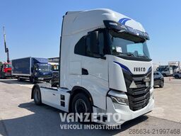 Trattore stradale standard Iveco SWAY 440s51