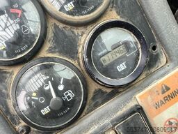 CATERPILLAR CAT TH63 / 3t / 12,5 m /