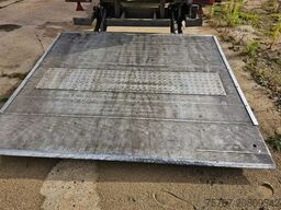 SCHMITZ CARGOBULL Tiefkühler City, 2. Achse drehbar, Carrier 1550