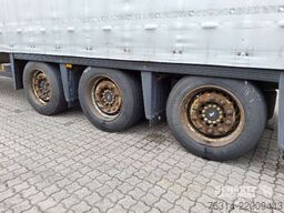 Schmitz Cargobull Curtainsider Mega Getränke