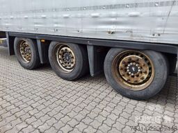 Schmitz Cargobull Curtainsider Mega Getränke