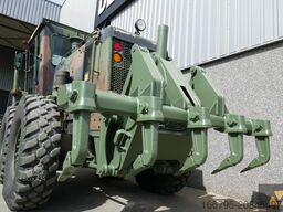 Caterpillar 130G Ex-army