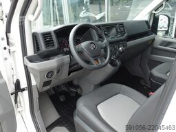 Volkswagen Crafter Kombi Maxi Rollstuhlrampe 9-SITZER/STDHZG