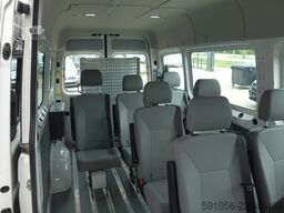 Volkswagen Crafter Kombi Maxi Rollstuhlrampe 9-SITZER/STDHZG