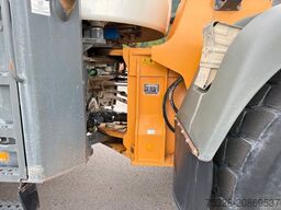 LIEBHERR L 566 Xpower 4,7m3 Schaufel Joystick Lenkun Top