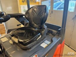 Toyota 8FBEKT18 electric forklift