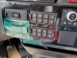 Renault T480 SLEEPERCAB - TURBO COMPOUND - 6x2 13 LITER...