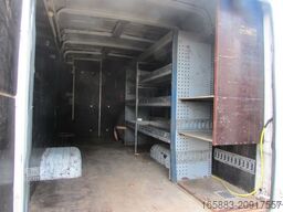 MERCEDES-BENZ 813 D Vario Kastenwagen