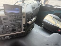 Volvo FM 500 8x4 HMF 5020 K6 + JIB FJ 1000 K5