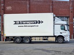 Mercedes-Benz Actros 2646 6x2 - Isolated box with sidedoors -...