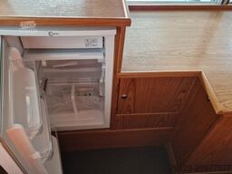 MERCEDES-BENZ Vorgänger Sprinter O 319 Samba mit Faltdach AC