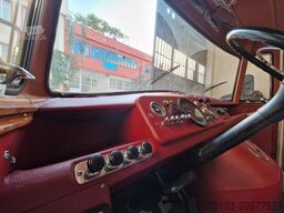 MERCEDES-BENZ Vorgänger Sprinter O 319 Samba mit Faltdach AC