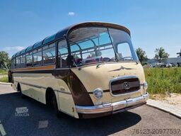 SETRA Kässbohrer Setra S 11