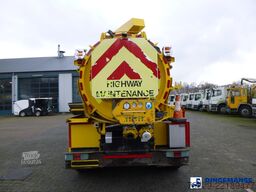 D.A.F. LF 55.220 4X2 Whale vacuum tank 8.1 m3