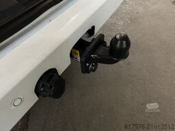 FORD TOURNEO CUSTOM 320 L2 Titanium 100 kW ACC CAM LED