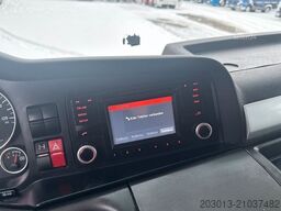 MAN TGX 26.440 Abrollkipper HYVA 20.60.S