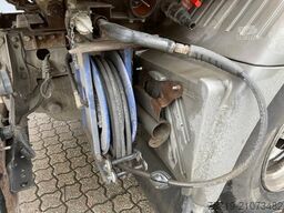 Mercedes-Benz 1518 4x2 Atego Bucher Cityfant