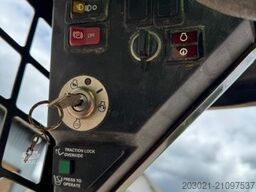 BOBCAT S70 *nur 790h*neue Reifen*