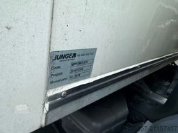 DAF LF 210 FA Möbelkoffer