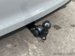 SKODA 1.5TSi Monte Carlo ACC NAVI PADACH KAMERA AHK