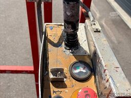 SkyJack SJ 16 - 6,75m Elektro Mastarbeitsbühne *Akkus NEU*