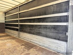 Mercedes-Benz Atego  1527 großes Haus 1Liege StHz Curtainsider