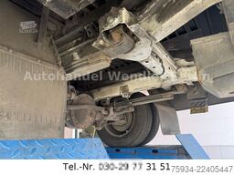 MERCEDES-BENZ Sprinter 516 CDI RTW Fahrtec mit Trage + Sessel