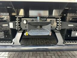 MAN TGS 35.520 OPEN LAADBAK MET EFFER iQ.1400 HP-9 ...