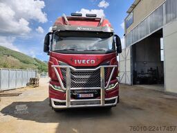 Iveco X-WAY 570
