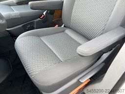 VW Transporter Kombi 2.0 TDI DSG Automaat 140 pk L...